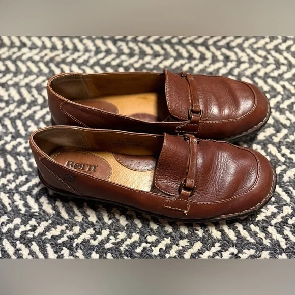 BORN Leather Slip On Loafer in Chestnut Brown Size 9.5 - Picture 6 of 8